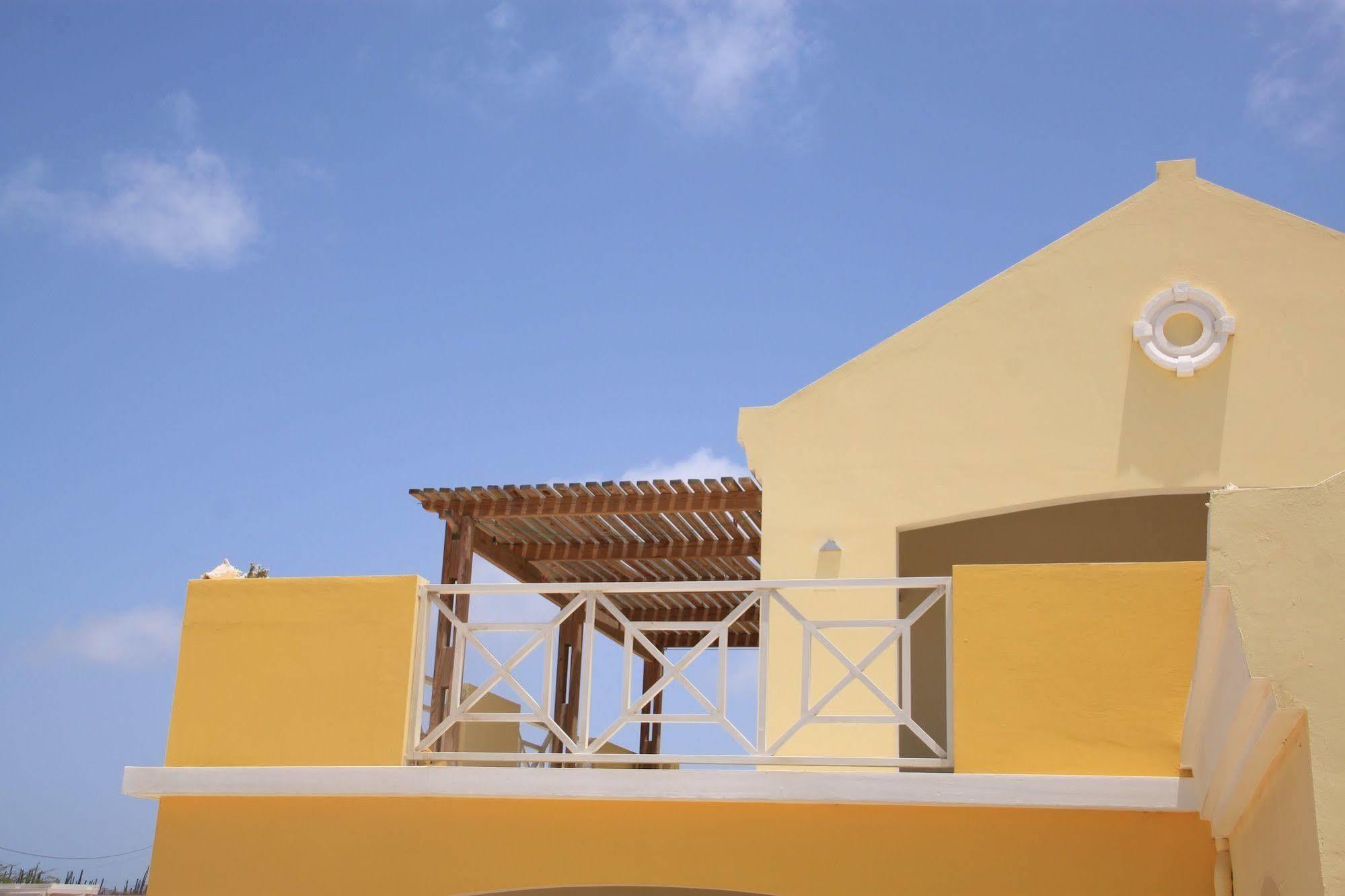 Dormio Bonaire Village Екстериор снимка